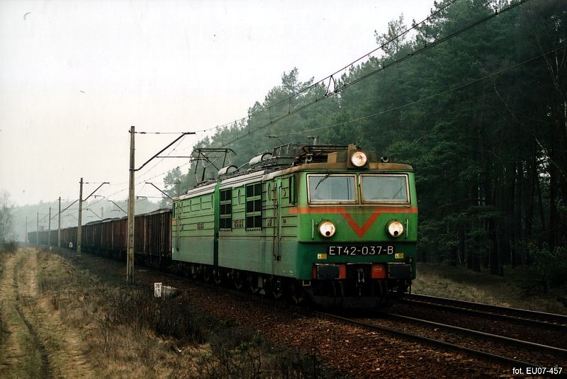 ET42-037