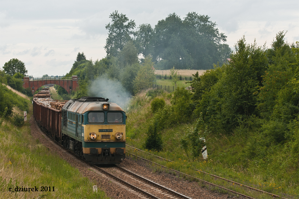 ST44-992
