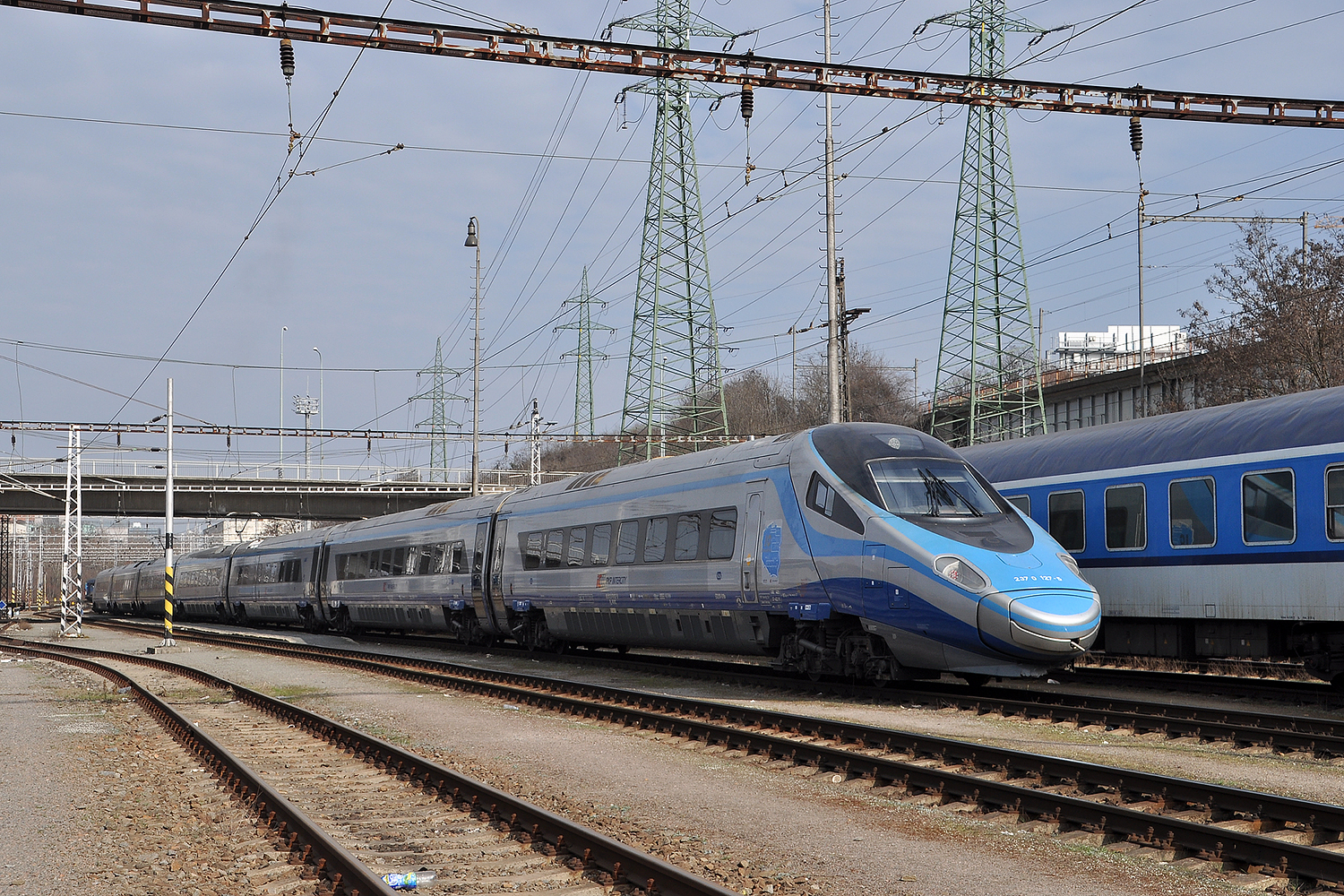ED250-019