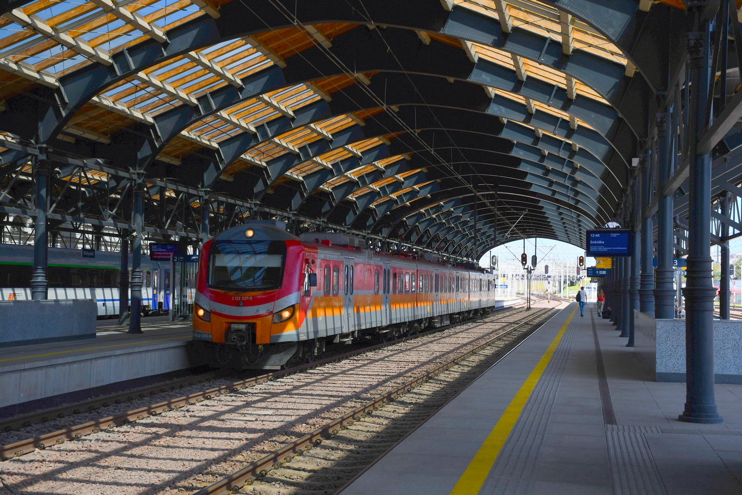 EN57ALd-2213