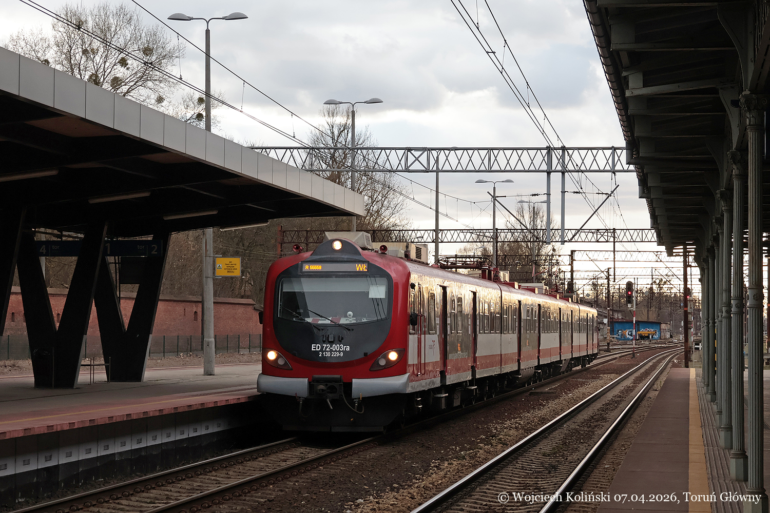ED72-003